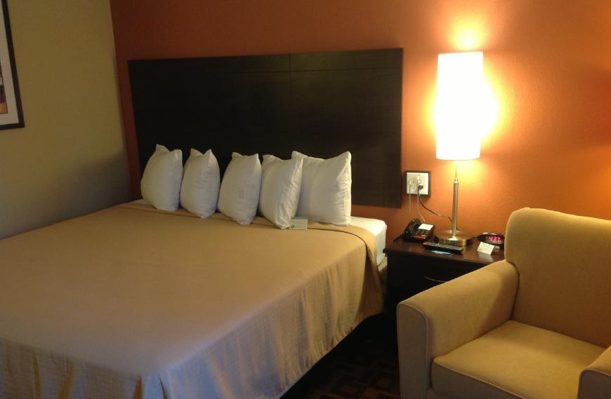 University Inn Austin North Phòng bức ảnh
