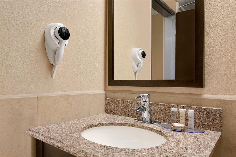 University Inn Austin North Ngoại thất bức ảnh